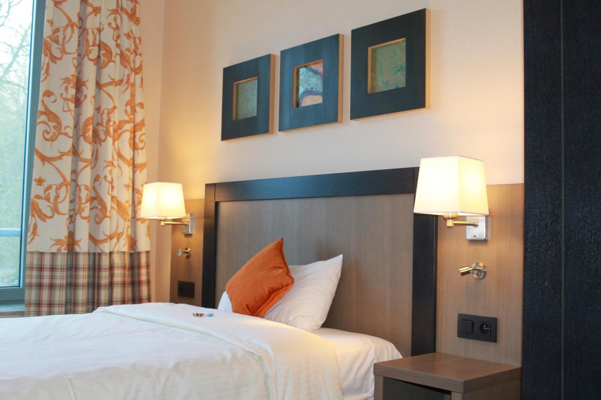 Hotel Castel De Pont-a-lesse 3*