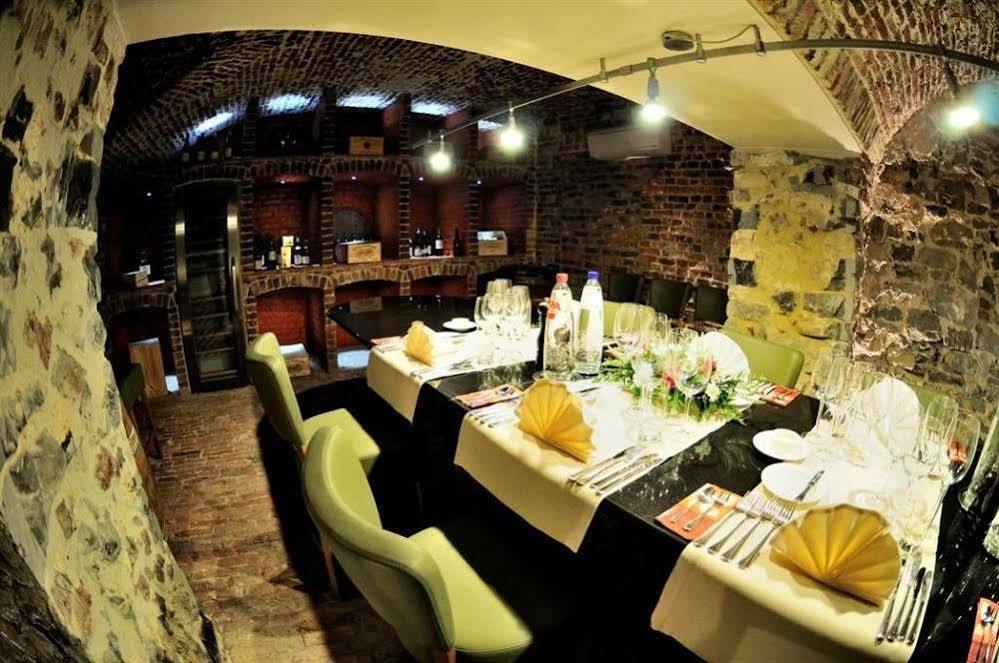 Hotel Castel De Pont-a-lesse
